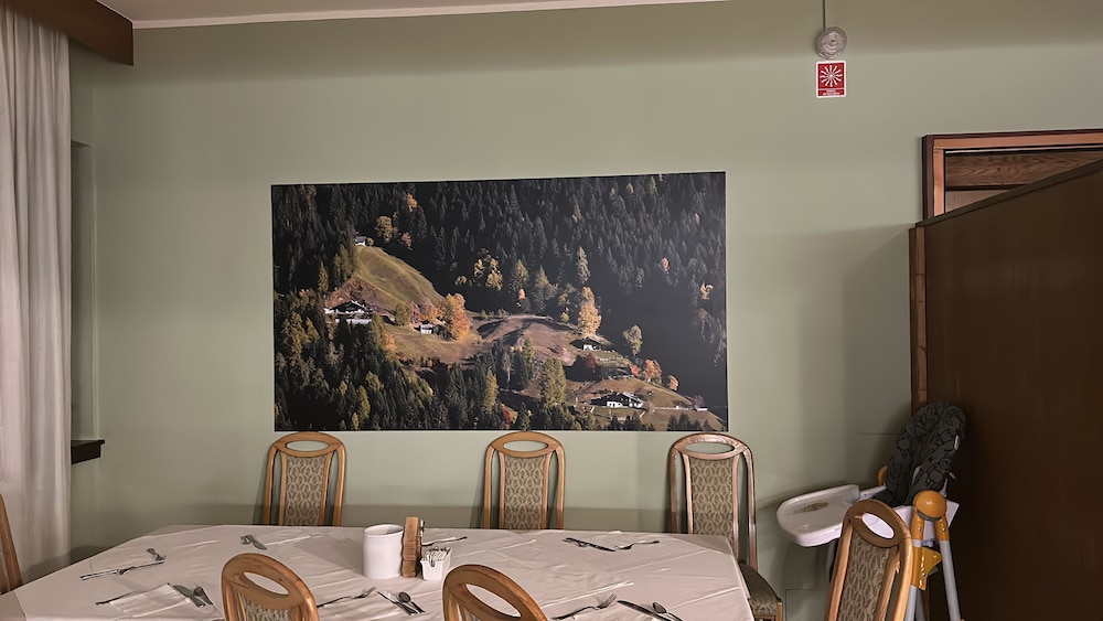 

Lamezia Terme - Madonna di Campiglio - Hotel Ferrari