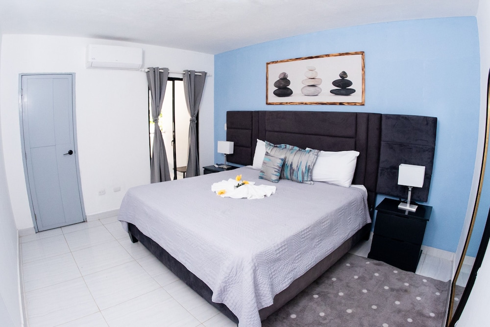 

Milano - Puerto Plata - Skylight Suites Restaurant Bar