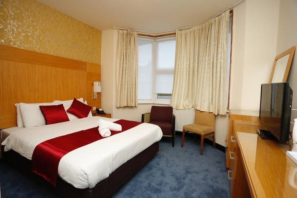 

Bologna - Londra, Aeroporto di London Gatwick - Acorn Lodge Hotel Gatwick & Parking