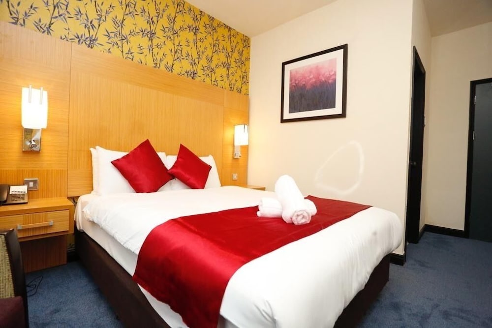

Napoli - Crawley - Acorn Lodge Hotel Gatwick & Parking