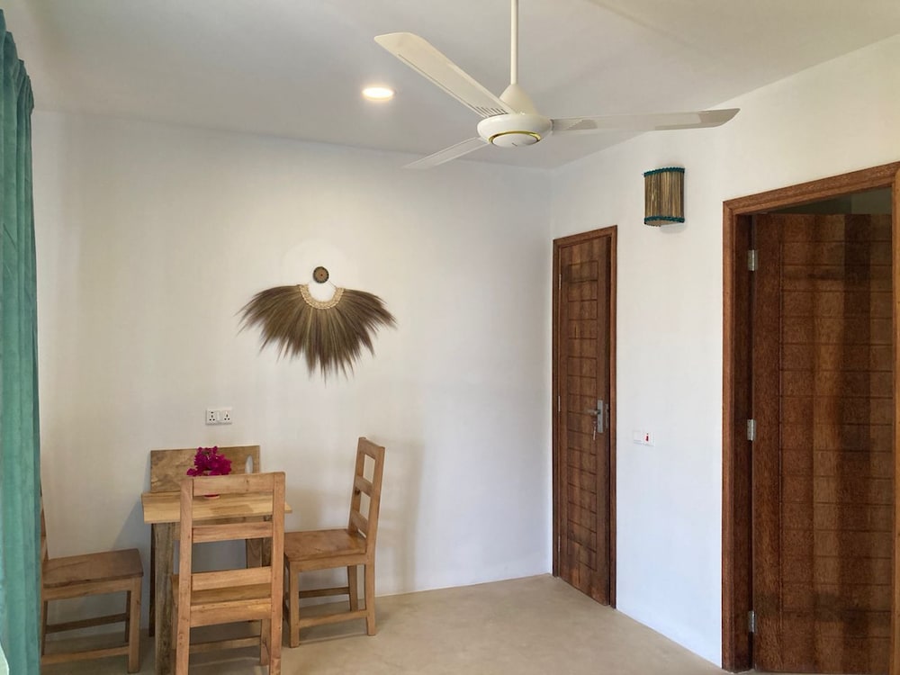 

Cagliari - Bwejuu - Sand Beach Boutique Hotel