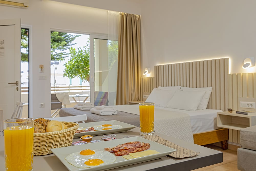 

Firenze - Soúda - Theos Village Apartments