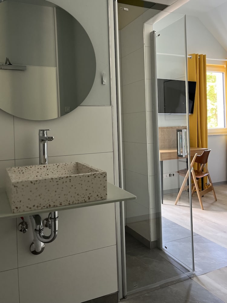 

Milano - Ratingen - Stuckhotel Fettehenne