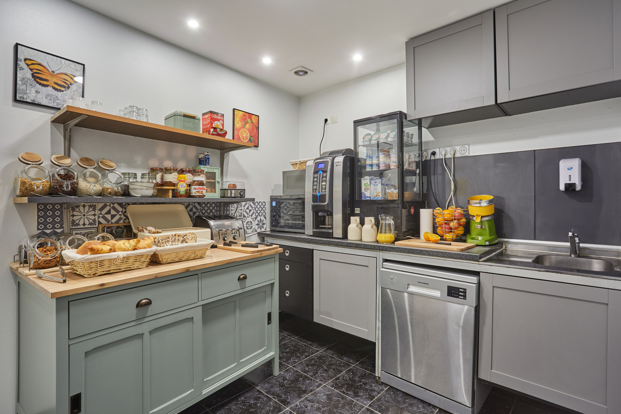 

Trieste - Parigi - Huni Hôtel