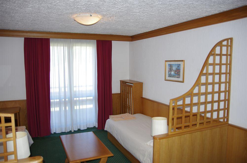 

Napoli - Livigno - Hotel Intermonti