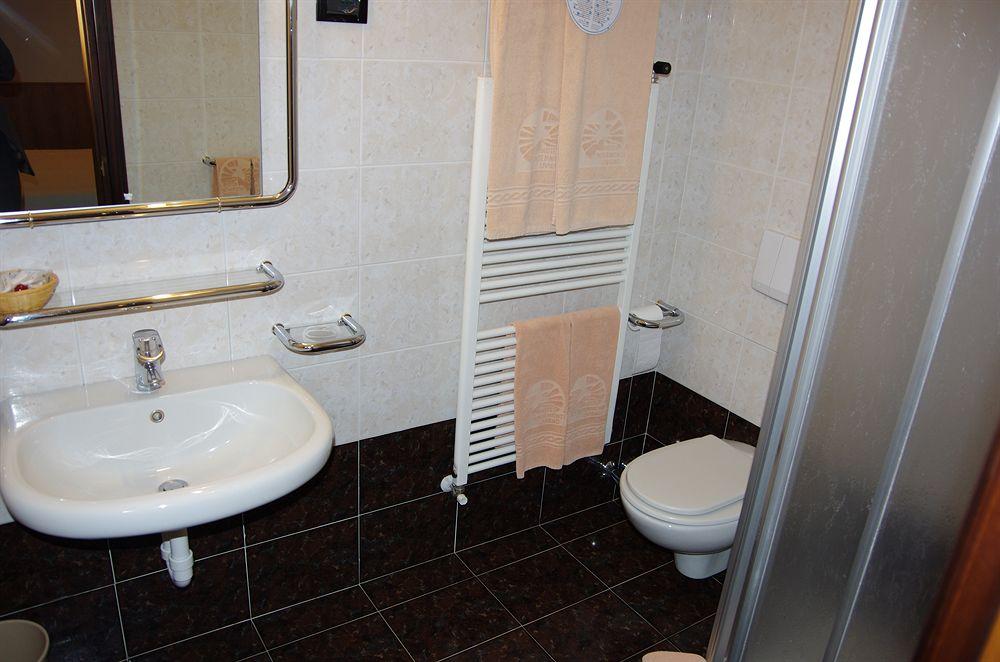 

Comiso - Livigno - Hotel Intermonti