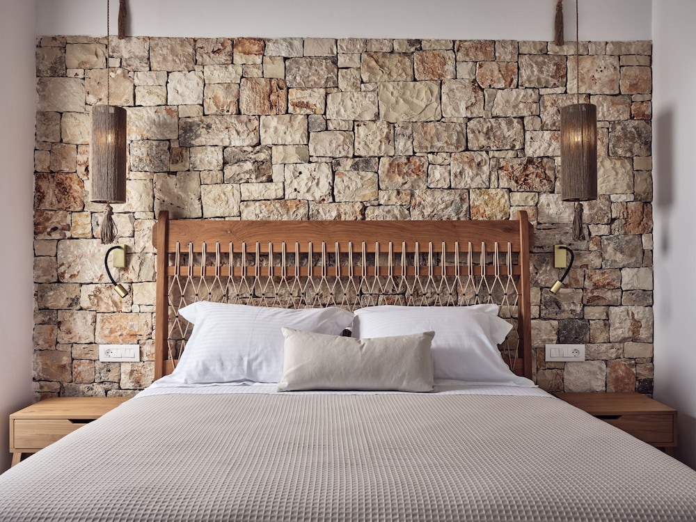 

Venezia - Koríthion - Etheria Luxury Villas & Suites