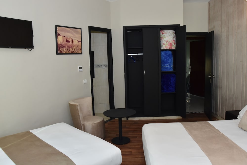 

Palermo - Casablanca - Cadé Hotel