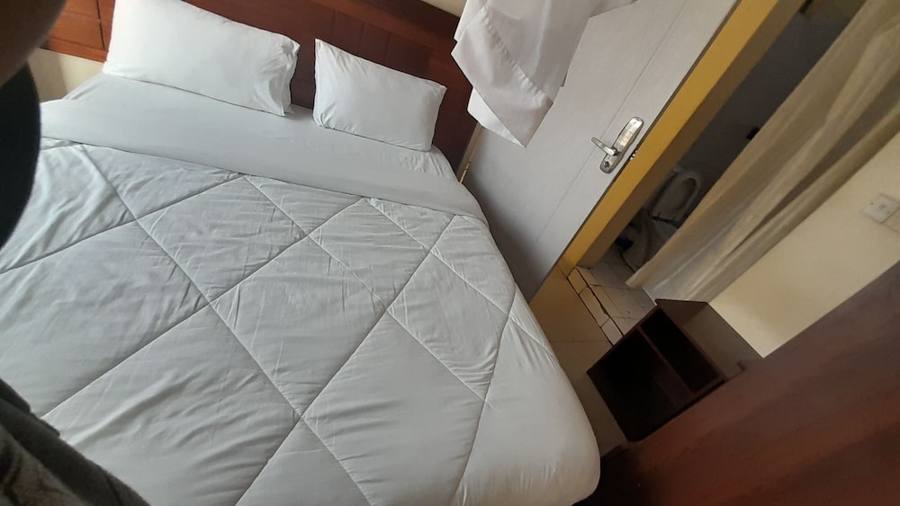 

Milano - Nairobi - Epitome Times Hotel