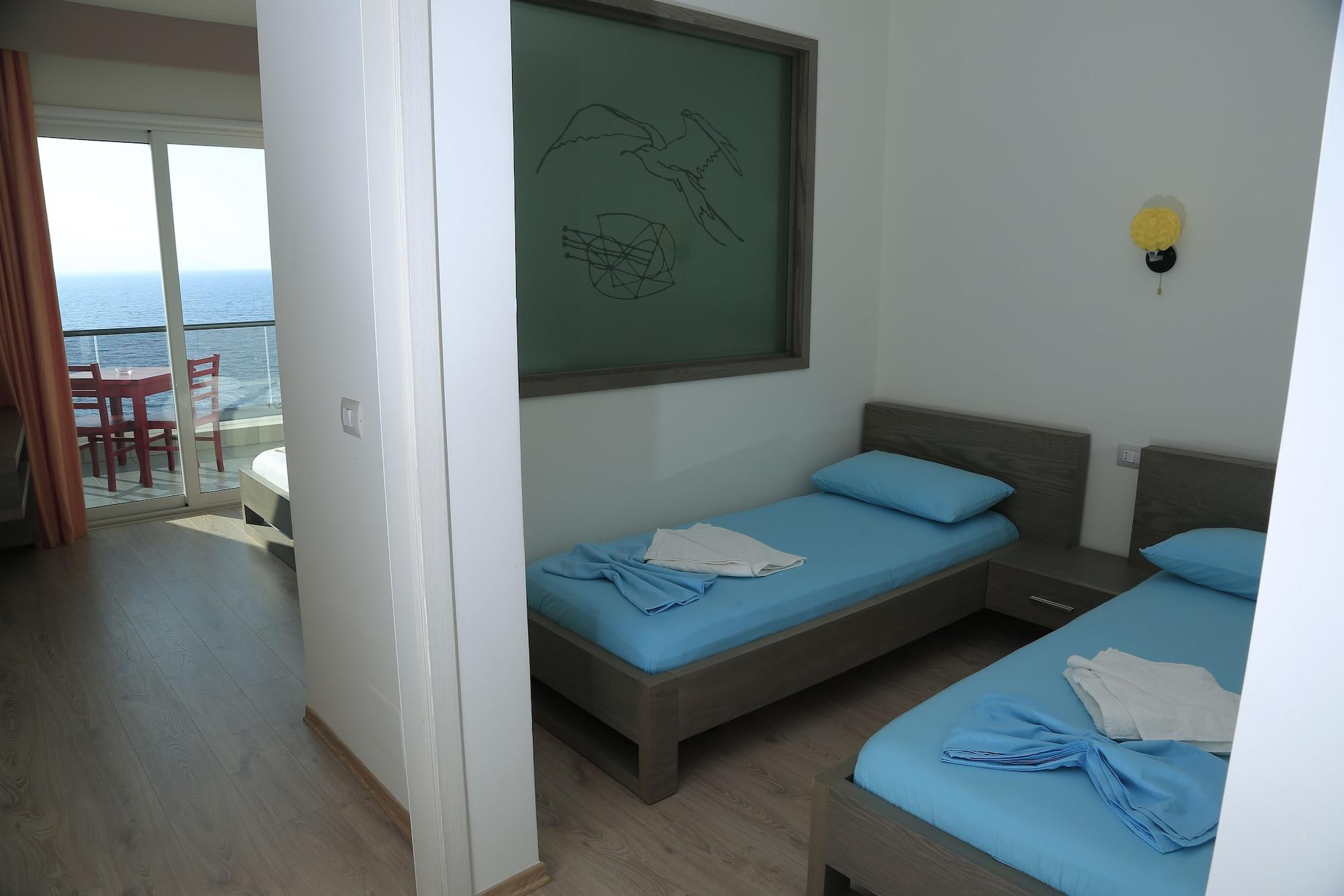 

Bari - Orikum - Hotel Picasso