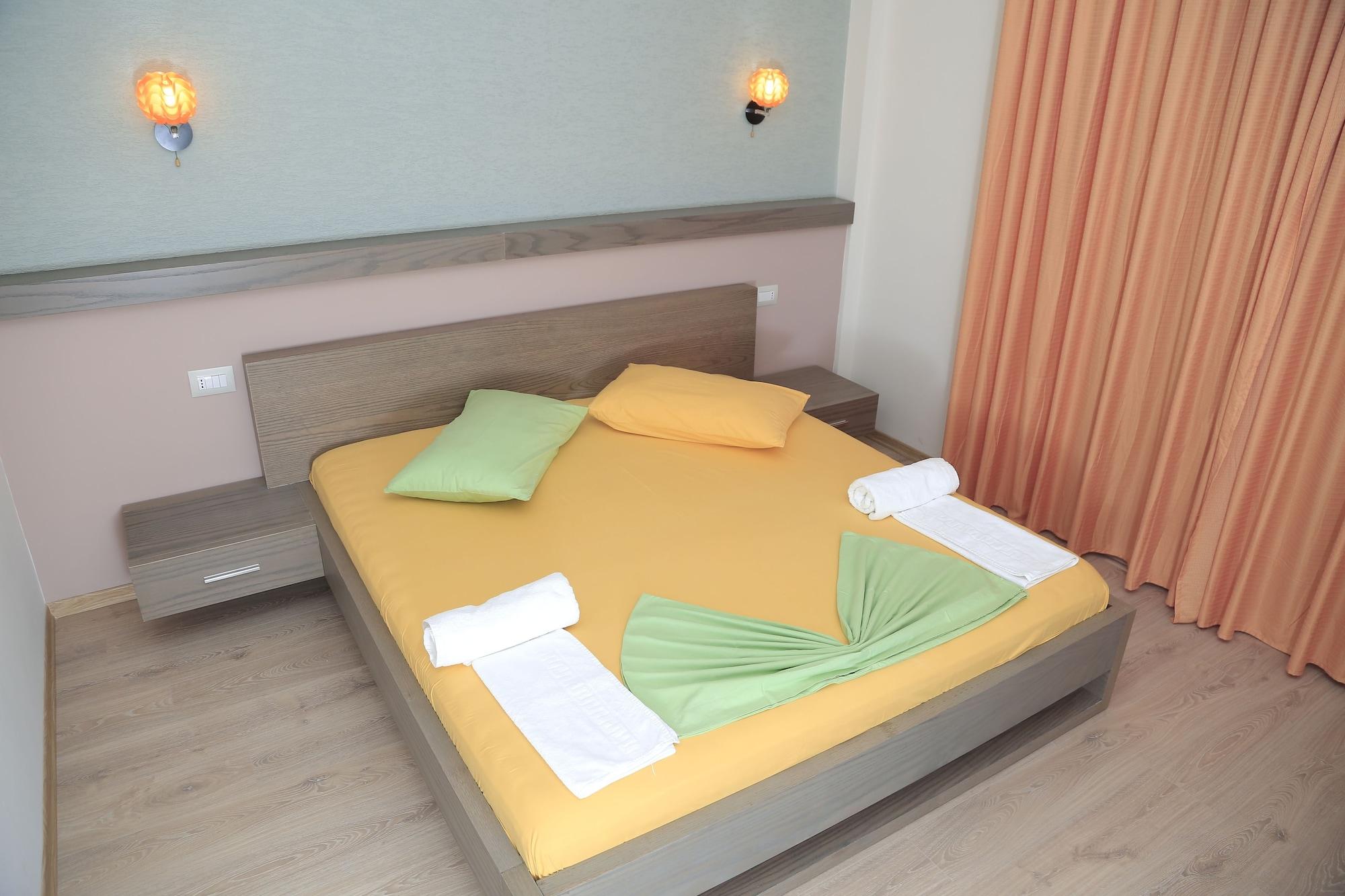 

Bologna - Orikum - Hotel Picasso