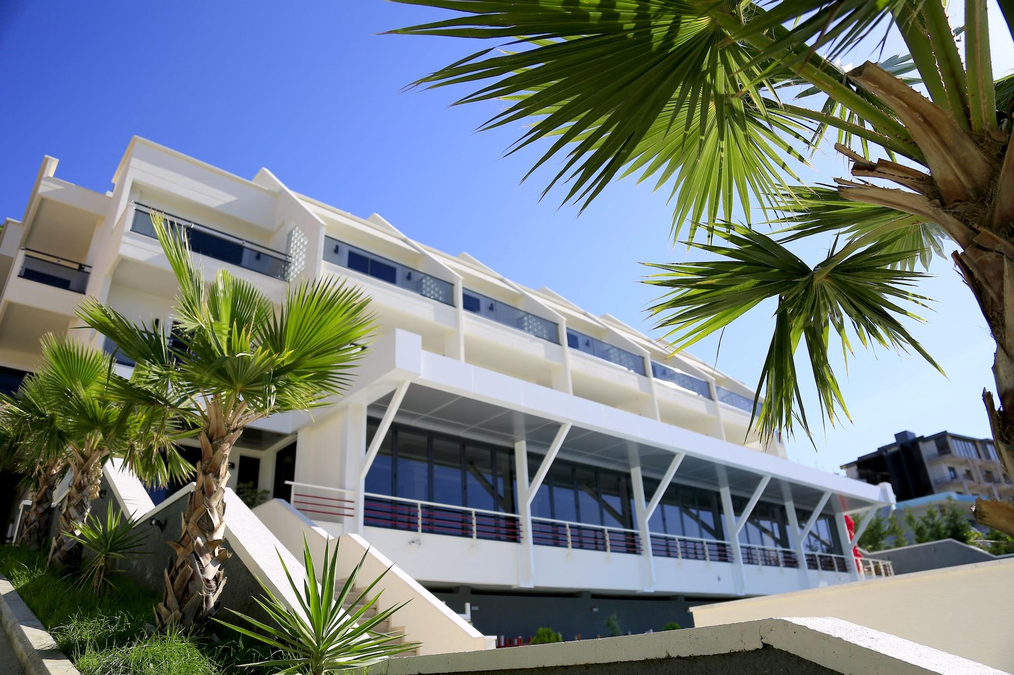 

Napoli - Orikum - Hotel Picasso