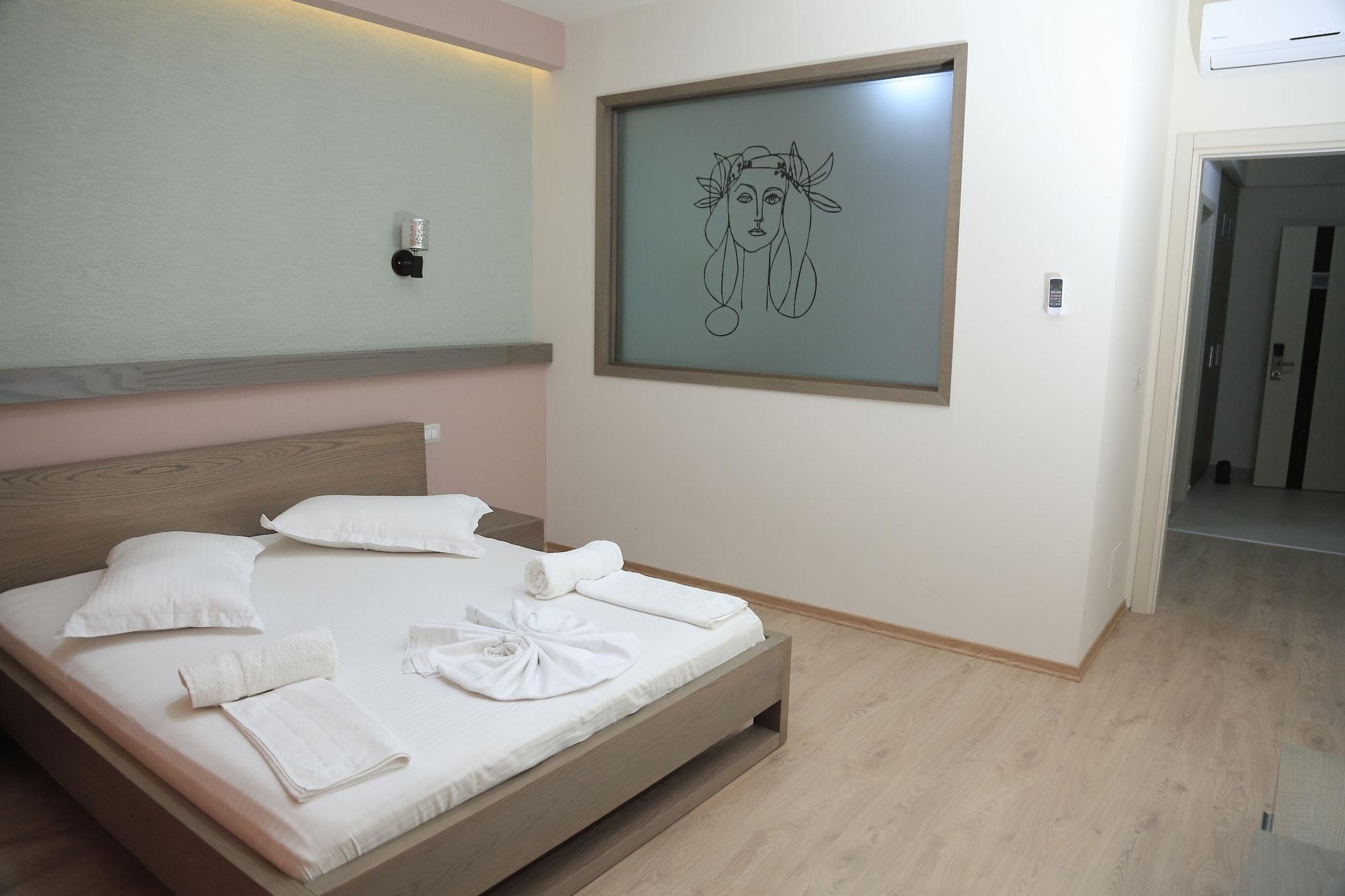 

Lamezia Terme - Orikum - Hotel Picasso