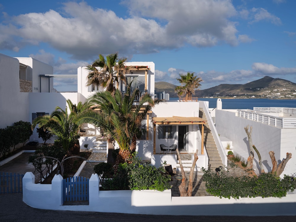 

Napoli - Naousa, Paros - Ariti Seaside Residence