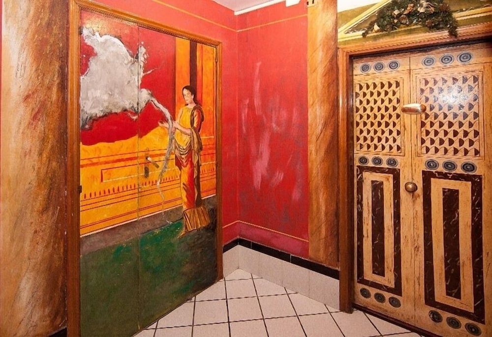 

Genova - Pompei - B&B H Pompeii Ruins