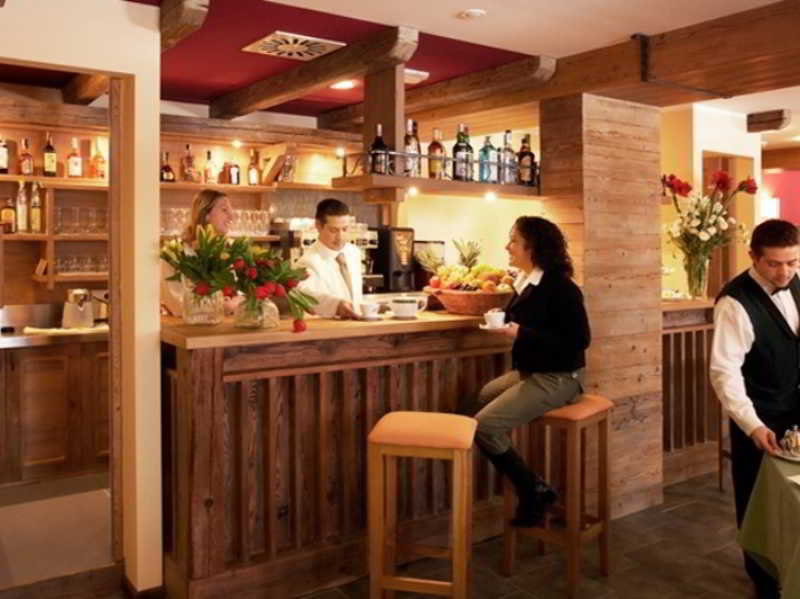 

Bari - Courmayeur - Le Grand Hotel Courmaison