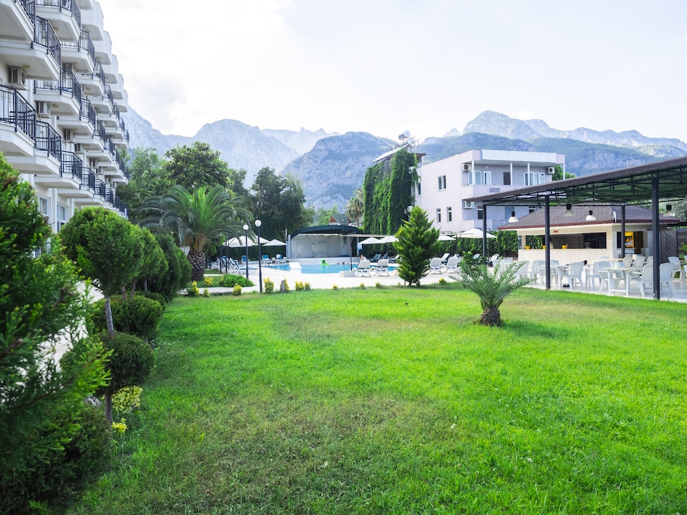 

Catania - Konyaalti - Tal Beach Hotel