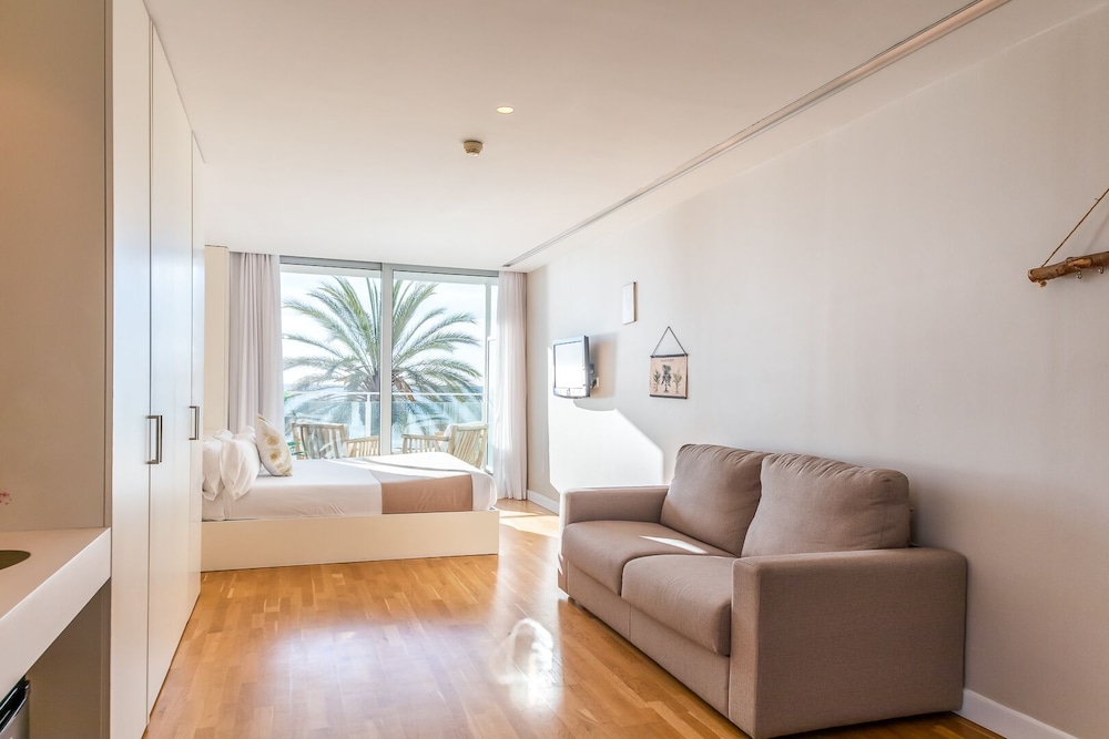 

Genova - El Puig - Meraki Beach Hotel - Adults Only