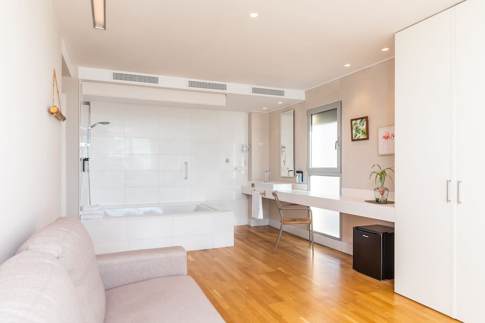 

Napoli - Massalfassar - Meraki Beach Hotel - Adults Only