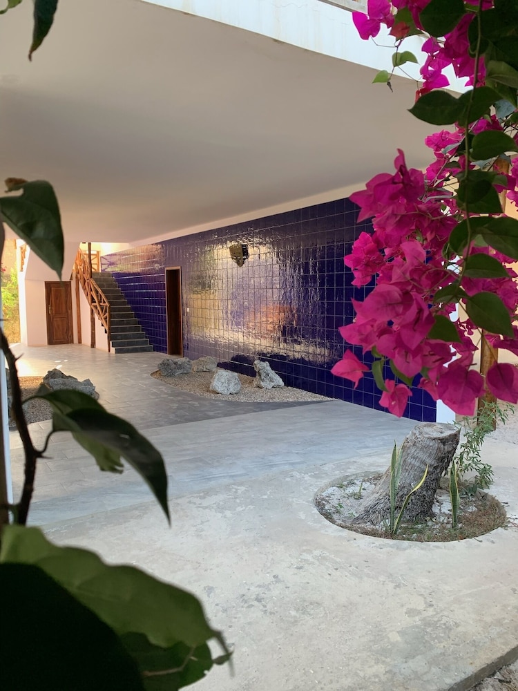 

Catania - Kiwengwa - Blue Villa Zanzibar