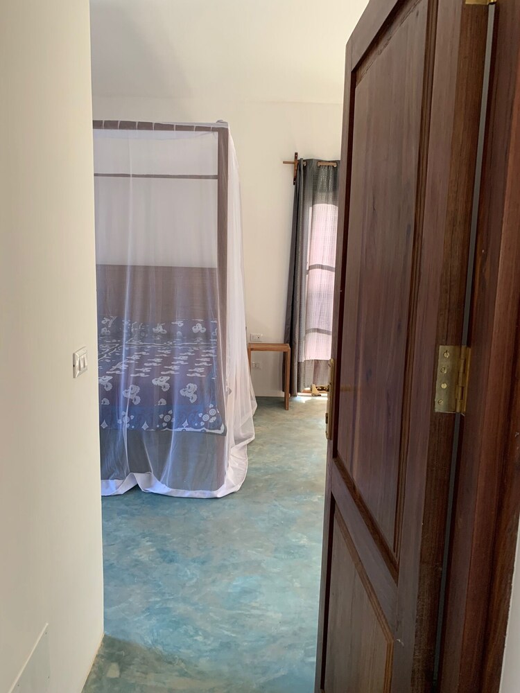 

Bari - Kiwengwa - Blue Villa Zanzibar