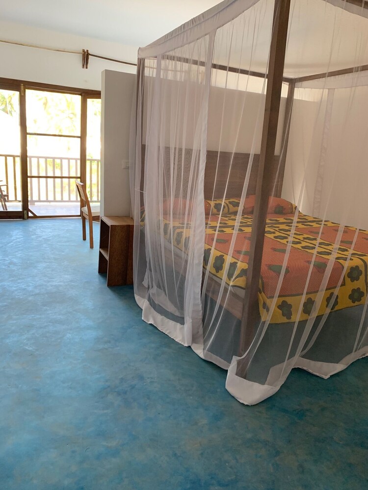 

Bari - Kiwengwa - Blue Villa Zanzibar