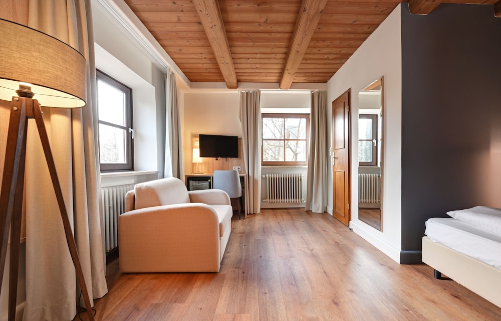 

Roma - Germering - Hotel Schleuse