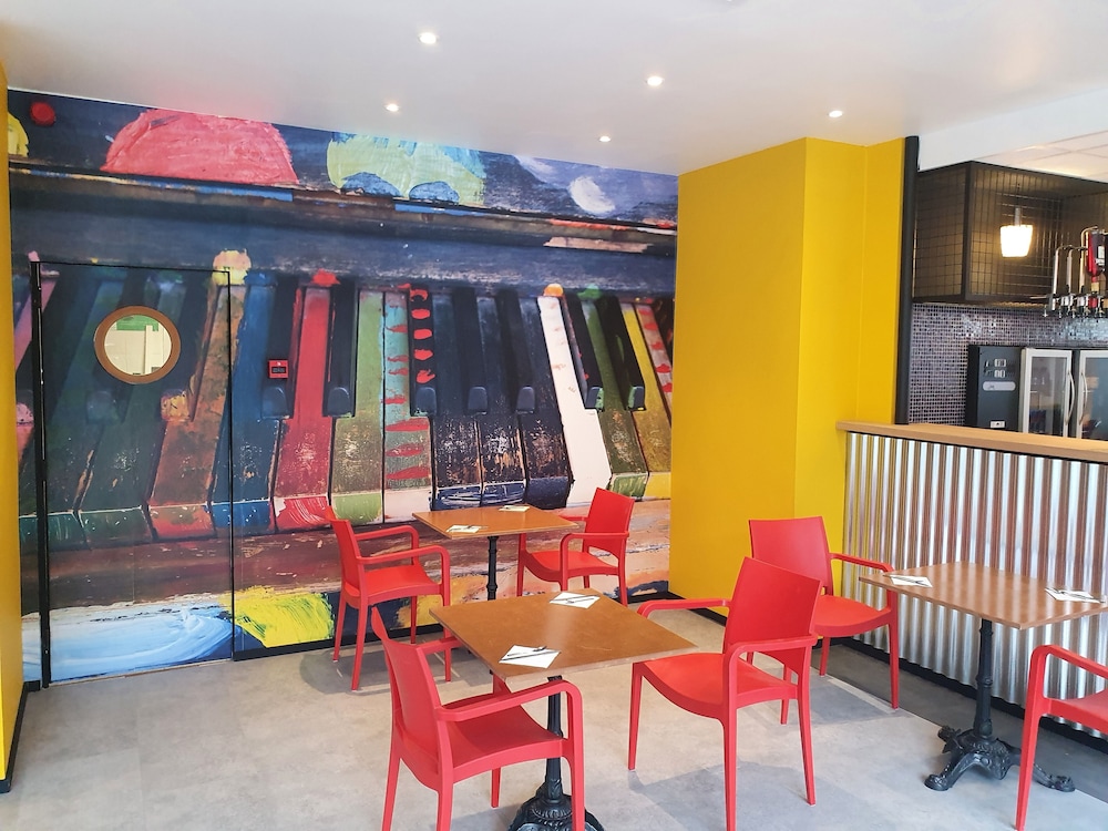 

Milano - Mons - B&B HOTEL Mons Gare