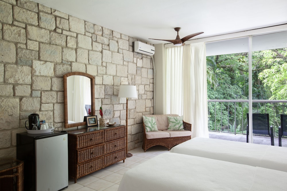 

Milano - Port Antonio - Frenchman's Cove Resort