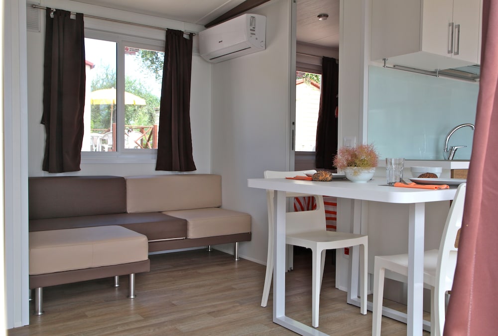 

Milano - Villanuova sul Clisi - Camping Europa Silvella