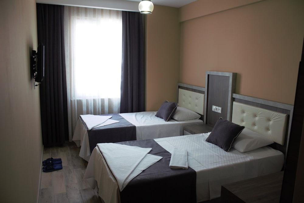 

Venezia - Lara - Comfort Başaran OTEL