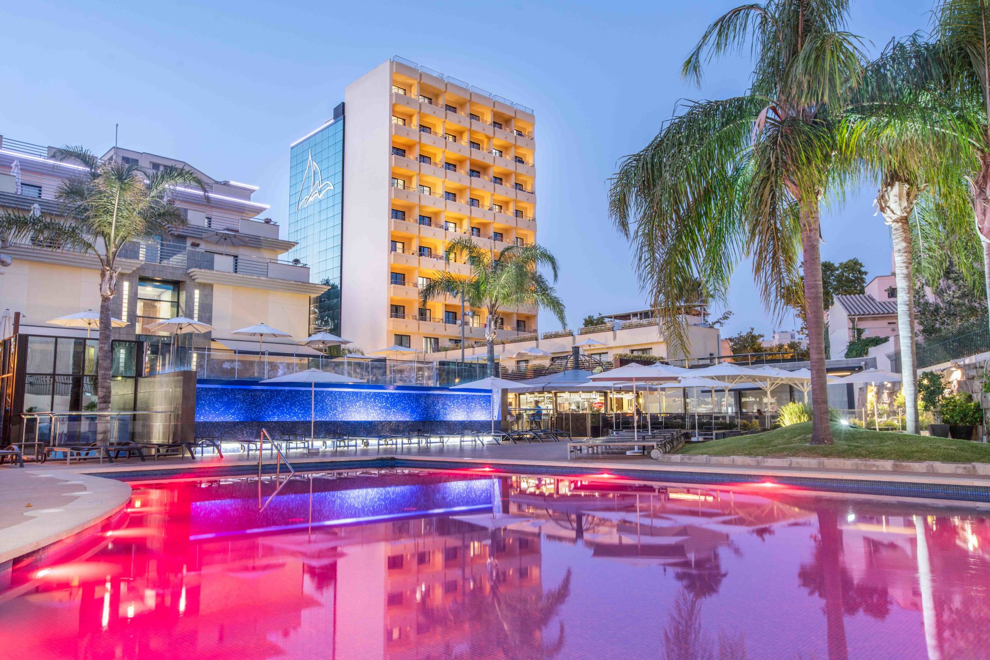 

Lamezia Terme - Playa de Palma - Isla Mallorca & Spa