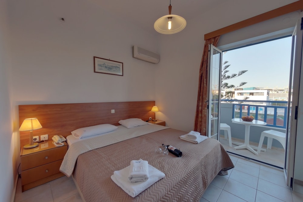 

Bologna - Agia Pelagia - Creta - Marirena Hotel