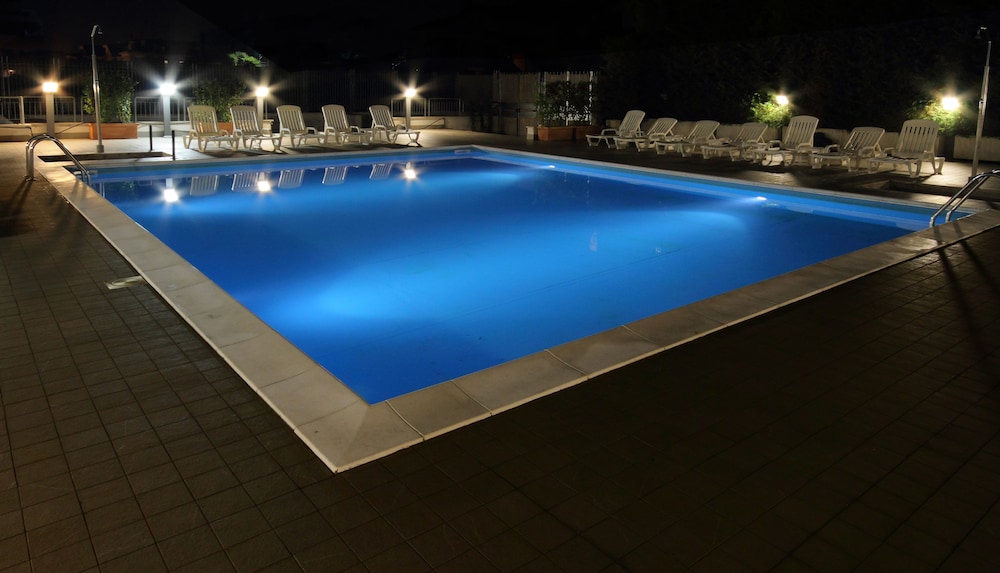 

Bari - Ciampino - Hotel Capannelle Roma