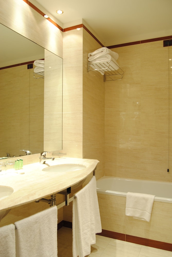 

Olbia - Ciampino - Hotel Capannelle Roma