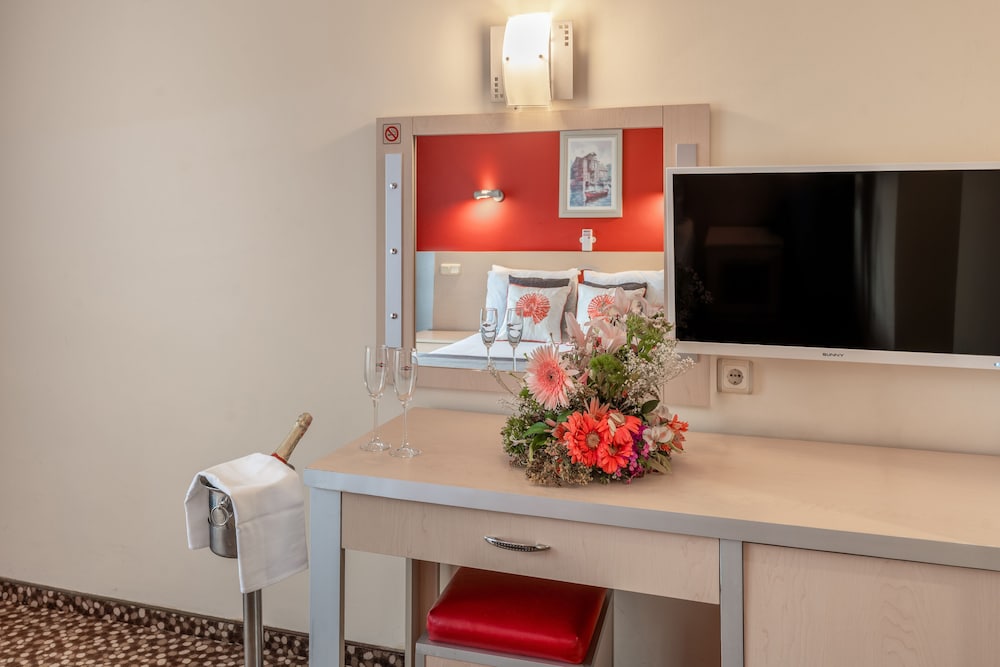 

Roma - Kemer - Grand Viking Hotel - All Inclusive