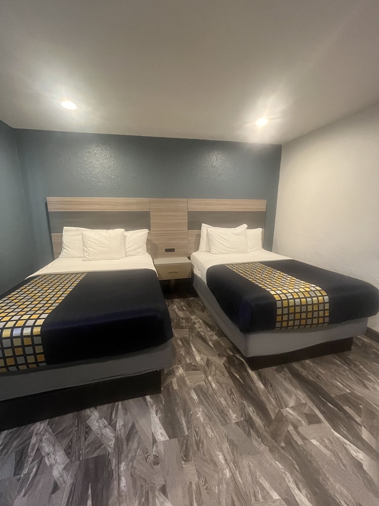 

Roma - Los Angeles (CA) - Travel Inn Motel