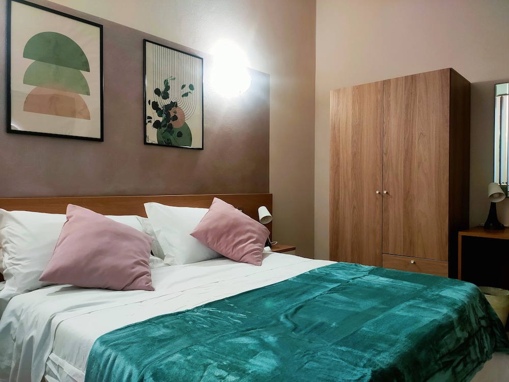 

Roma - Pistoia - Hotel Il Boschetto
