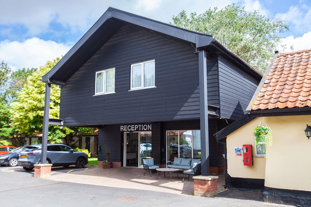 

Milano - Diss - Best Western Brome Grange Hotel