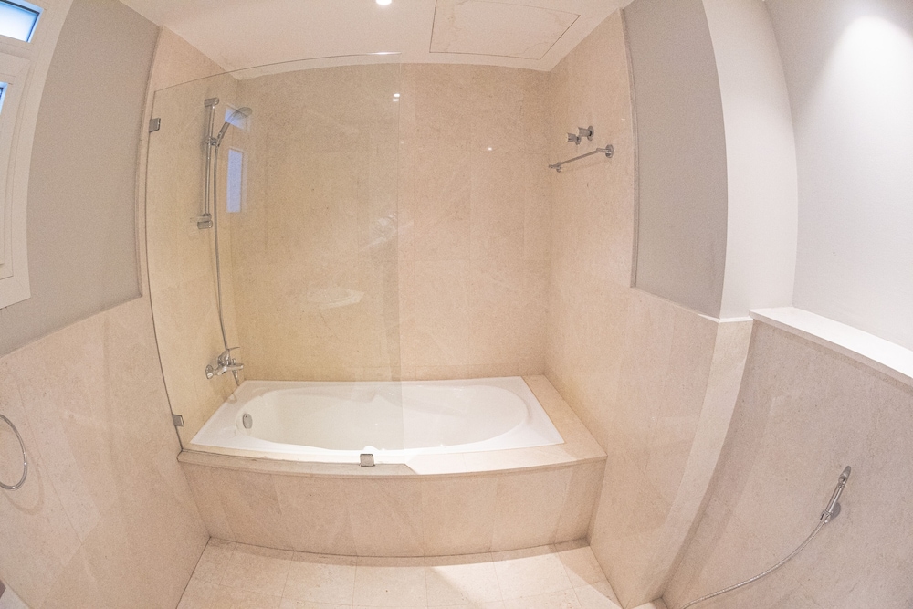 

Milano - As Sīfah - Le Sifah Resort Apartments