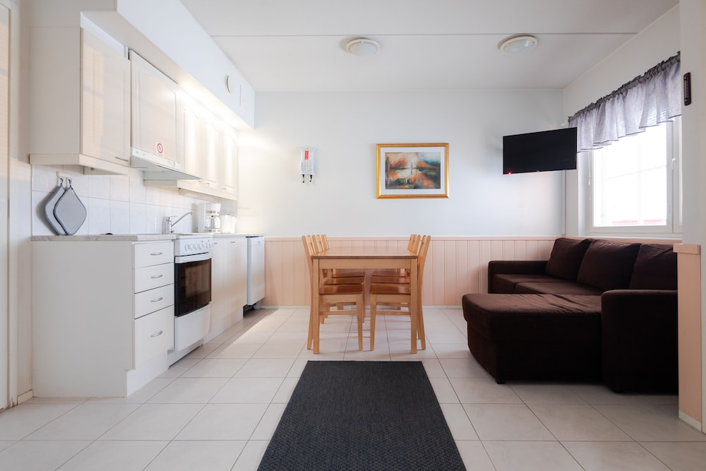 

Milano - Levi - Lapland Hotels Sirkantähti