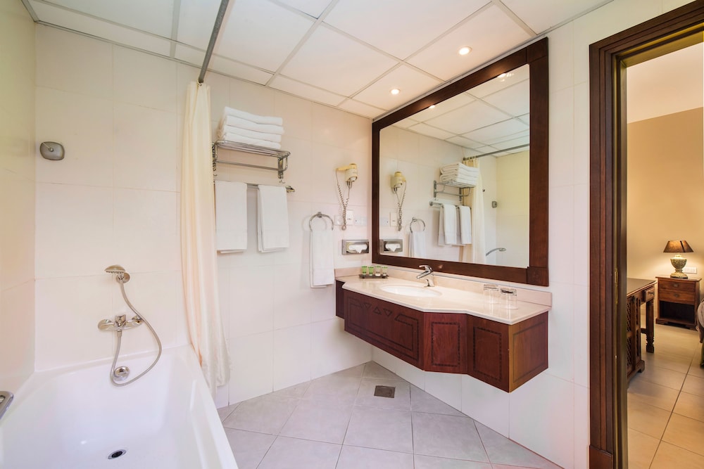 

Milano - Ras Al Khaimah - Al Hamra Village Hotel