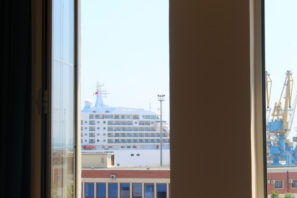 

Venezia - Durrës - Hotel Veliera