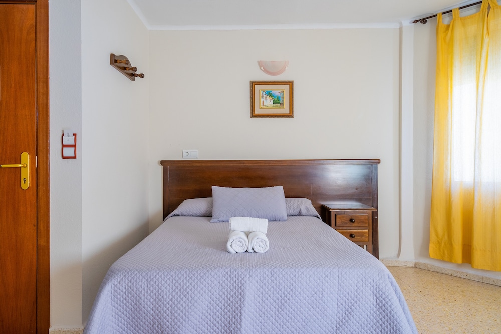 

Napoli - Vélez-Málaga - Hotel Velis