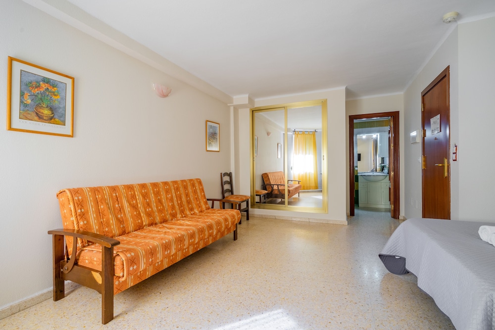 

Verona - Vélez-Málaga - Hotel Velis