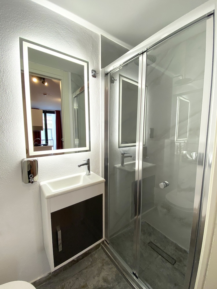 

Trieste - Marsaxlokk - Citizen Suites