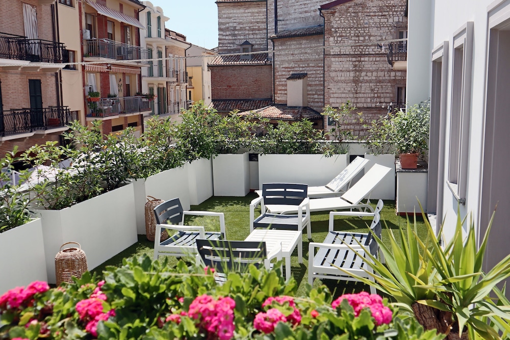 

Roma - Porto Recanati - Hotel Enzo