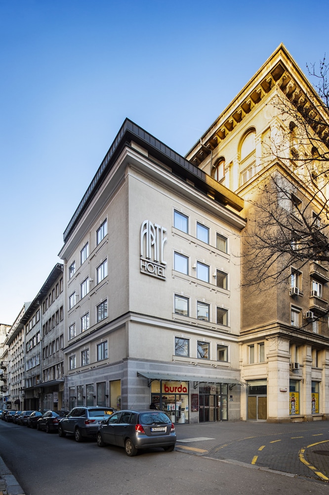 

Bologna - Sofia - Arte Sofia Hotel