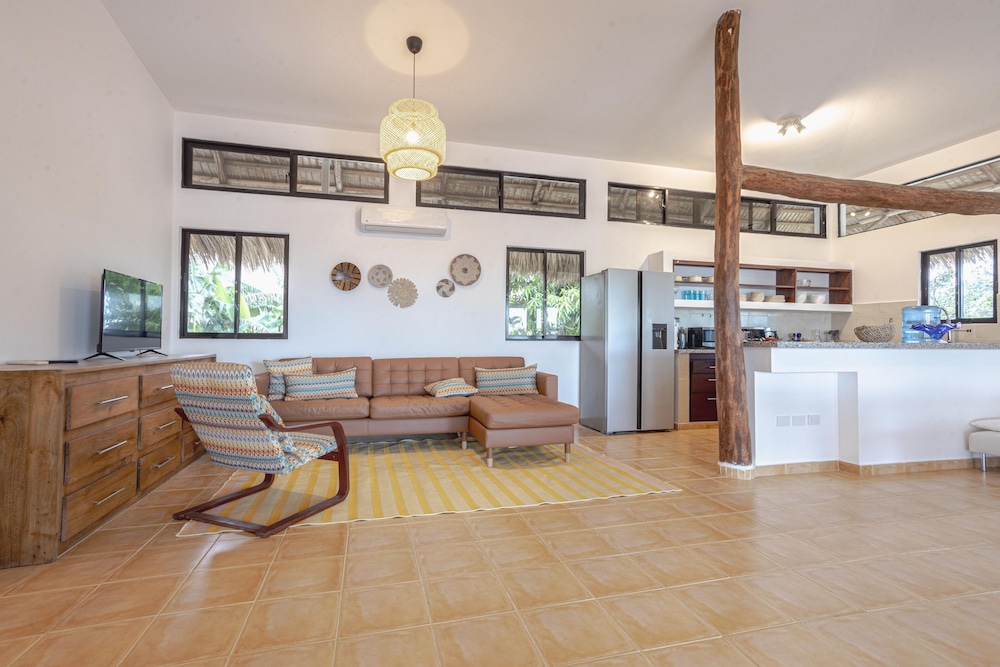 

Milano - Cabarete - SLABDR Coliving | Once Surf Salvación.