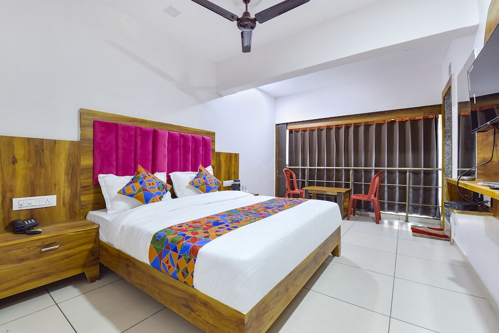 

Milano - Ahmedabad - Fabhotel Star